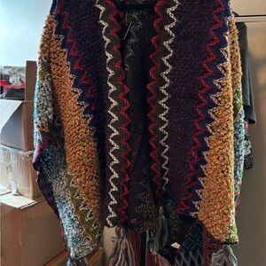 Colorful Zigzag Patterned Poncho
